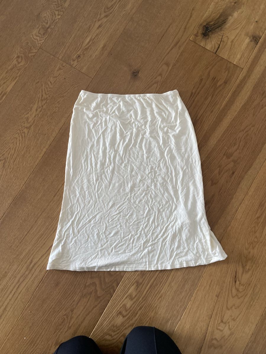 Jupes: White midi skirt – Neuf (Voir description) à Walchwil par ann_ckz6
