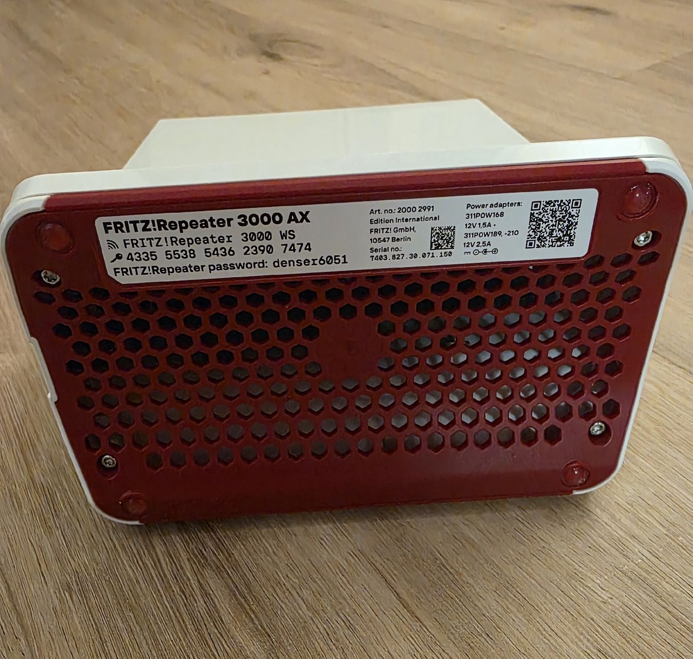 WiFi: Fritz Repeater 3000 AX mit LAN-Kabel  – D'occasion à Oberlunkhofen par fab_s222 1