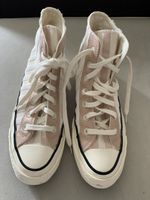 Converse sneaker 
