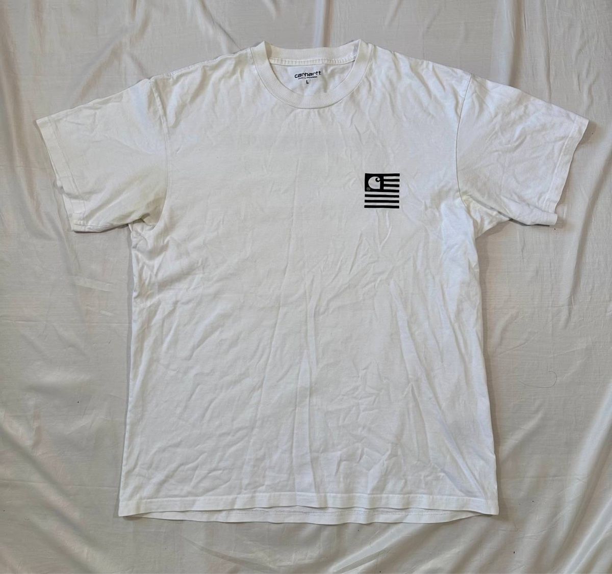 Carhartt T-shirts: Carhartt Tshirt  – D'occasion à Pfäffikon ZH par Nataliia.
