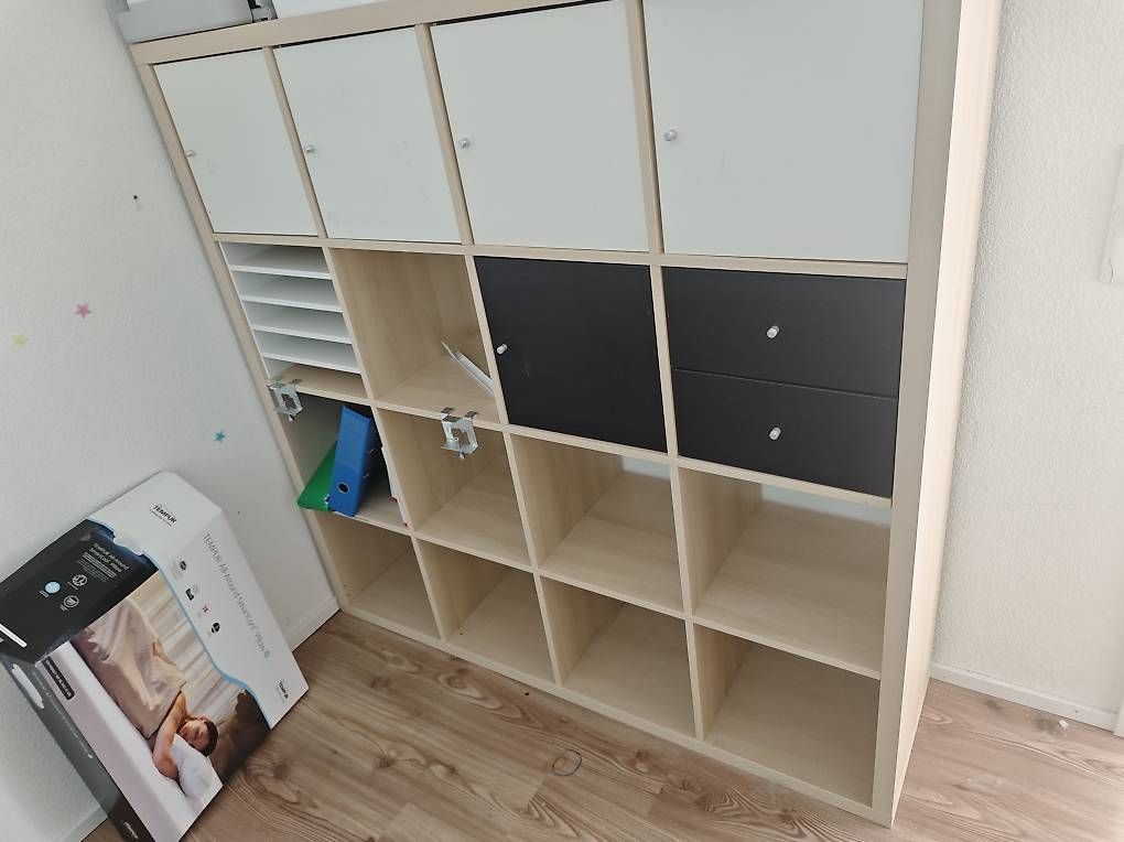 Scaffali: Ikea Kalax 16er fach – Usato da Galgenen venduto da tebon77
