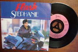 STÉPHANIE - FLASH