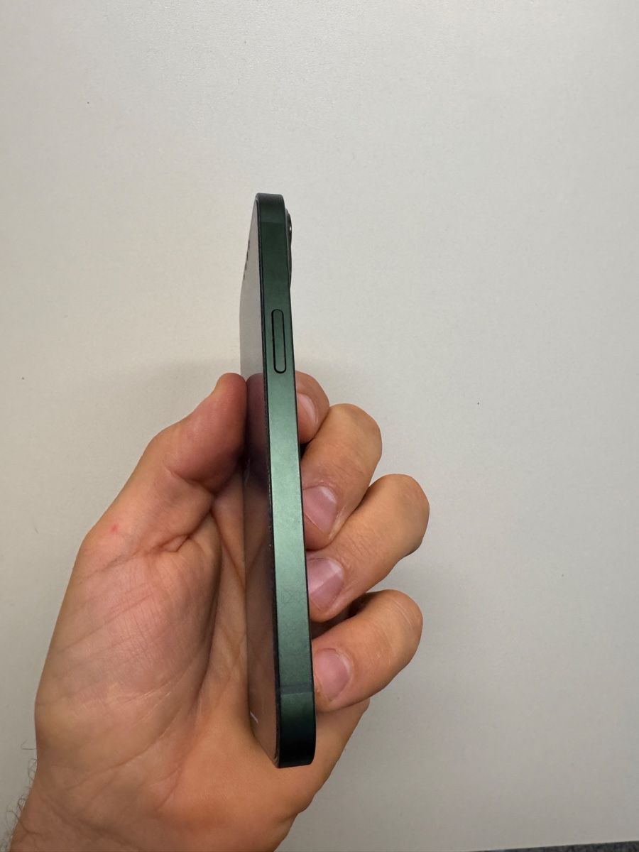 Apple Telefoni cellulari / Smartphones: iPhone 13 256 GB – Nuovo (secondo la descrizione) da Affoltern am Albis venduto da lapsko 3