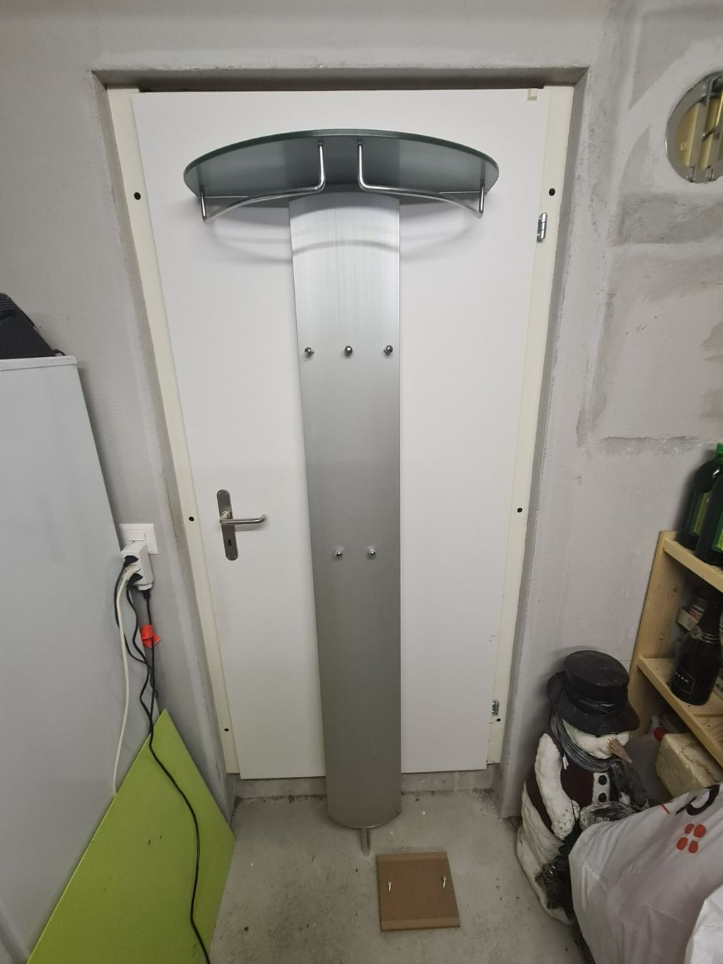Guardaroba: Designer Garderobe mit Spiegel und Möbel – Usato da Glattfelden venduto da ehschenker