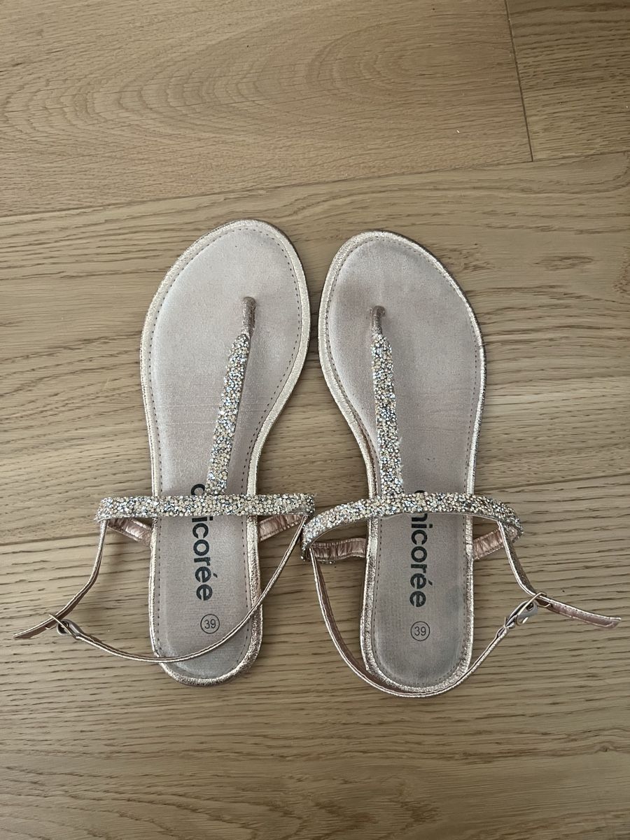 Scarpe da donna: Sandalen Grösse 39 – Usato da Emmen venduto da lor_dk57