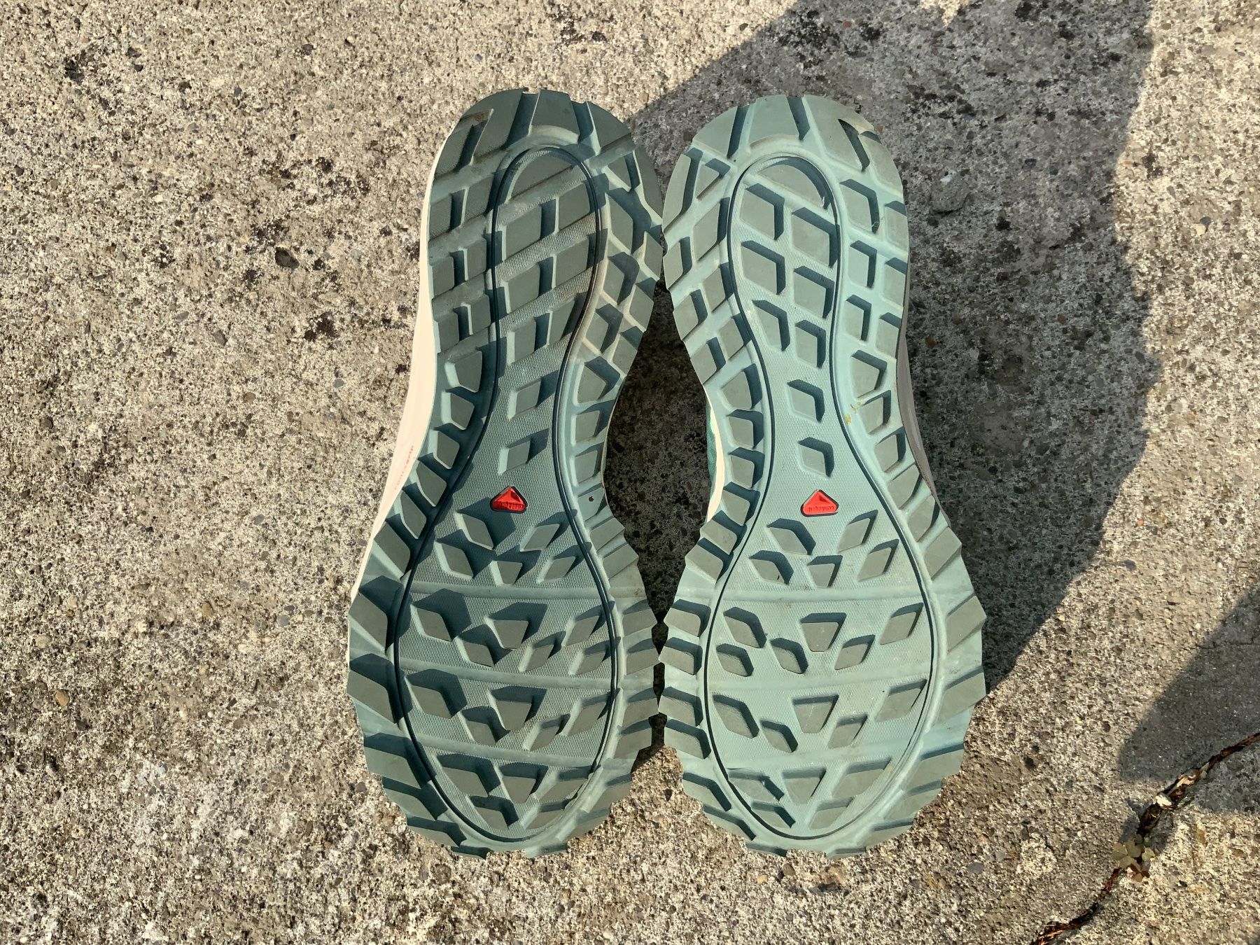 Salomon Chaussures femmes: Salomon Trailrunningschuhe – Neuf (Voir description) à Hünibach par Anirac22 4
