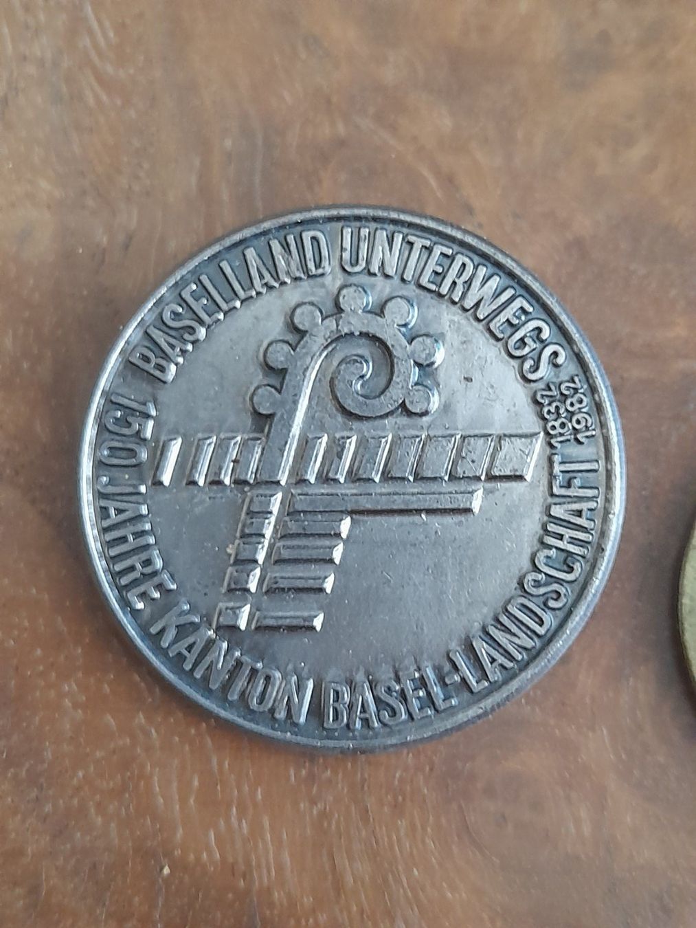 Plaketten & Abzeichen: Abzeichen  U.O.V. Baselland u 150 J. Basel Land – Gebraucht aus Thun von JeJoe 3