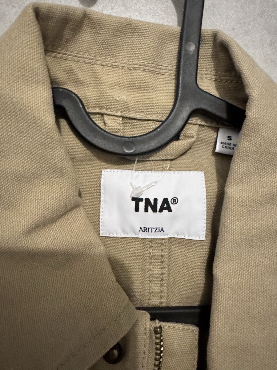 Manteaux: Aritzia  – Neuf avec emballage d'origine à cadempino par fio_cbt9 1