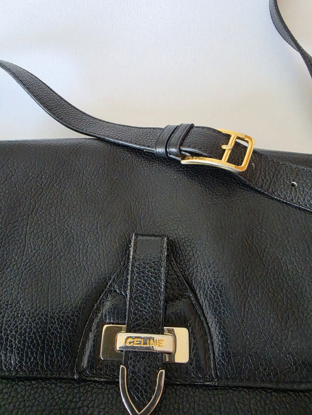 Celine Taschen für Damen: CELINE LEDER SCHWARZ – Gebraucht aus Strengelbach von romanna 9