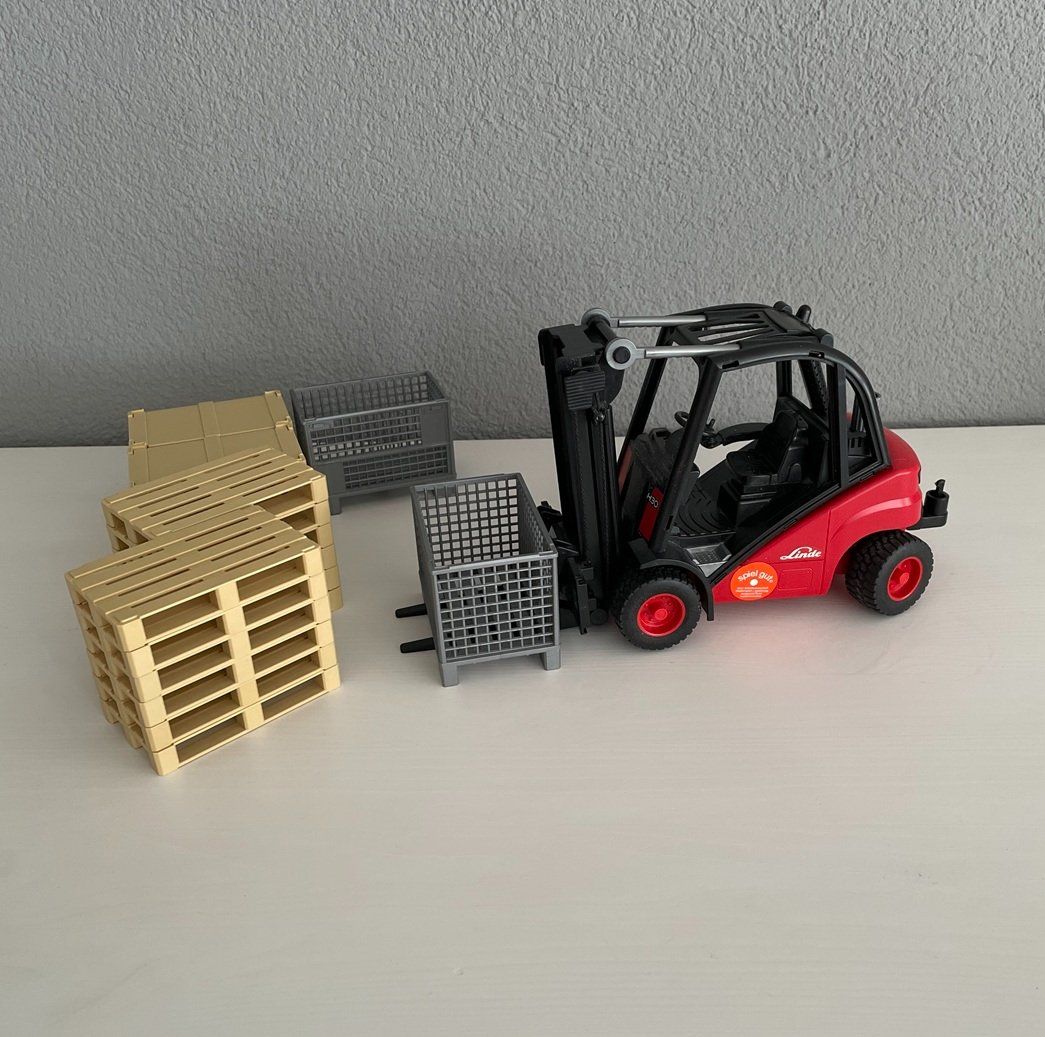 Bruder Giocattoli: Bruder Linde Gabelstapler - Set – Usato da Thun venduto da Rowaner 2