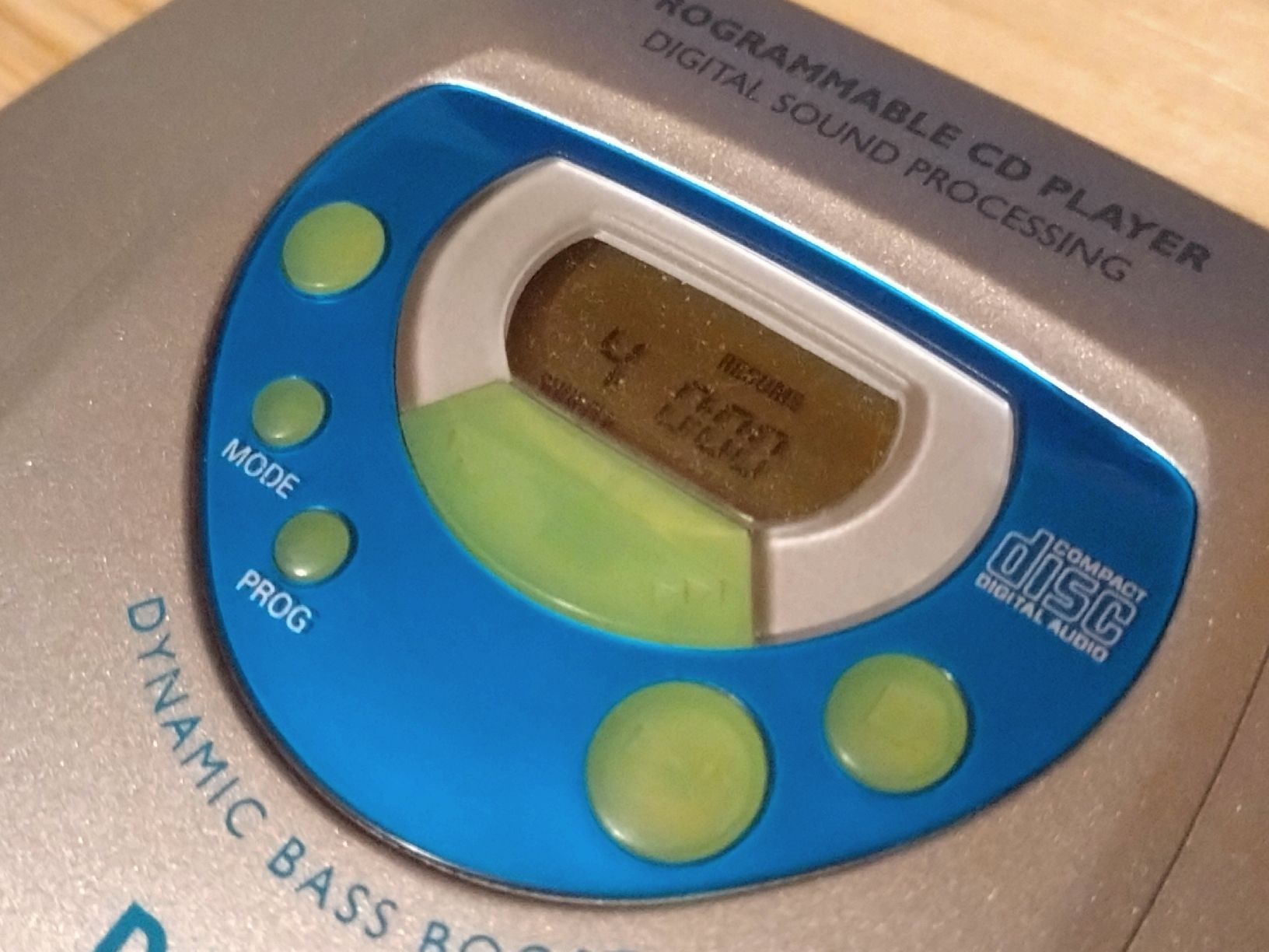 Philips Lecteur media portable: Lecteur CD portable Philips avec Dynamic Bass Boost Working  – D'occasion à Farvagny-le-Grand par LaCaverne 2