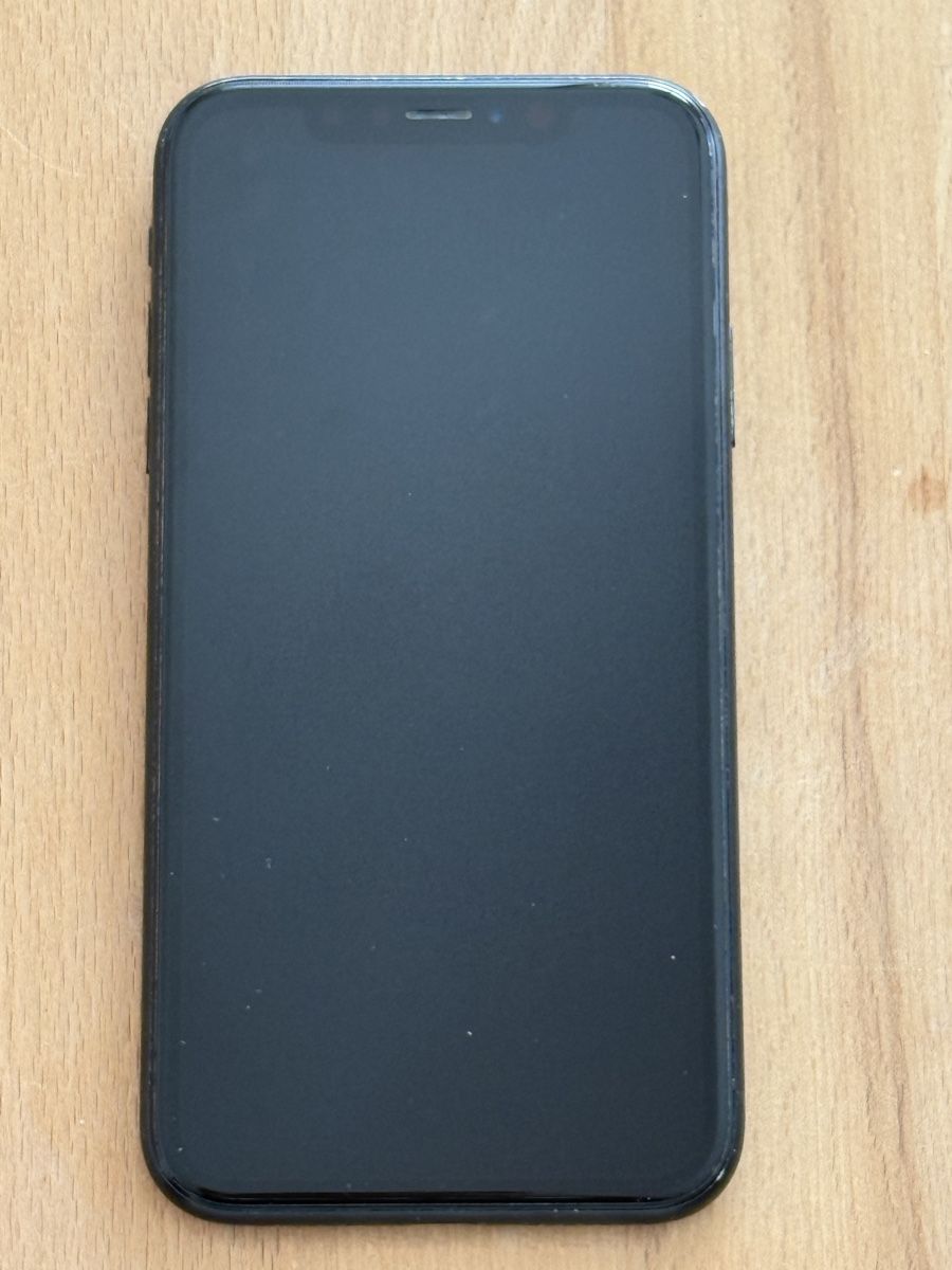 Apple Telefoni cellulari / Smartphones: iPhone XR 64GB schwarz – Usato da Zürich venduto da ton_p8mn 1