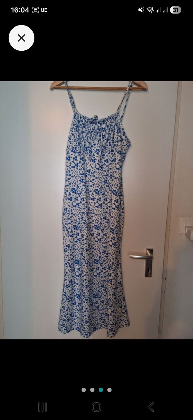 Kleider: Sommerliches Maxikleid mit Bluemli-Muster, Grösse M – Neu (gemäss Beschreibung) aus Adlikon b.Regensdf von che_xxb9 1