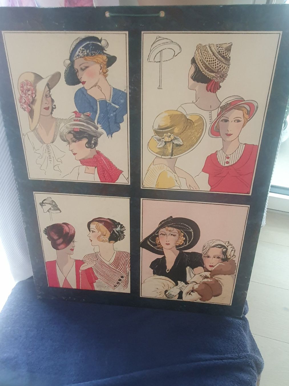 Poster & Bilder: Retro-Poster: Elegante Diven mit Hütchen, schicker Style! – Gebraucht aus Reinach von 3Guggerli 2