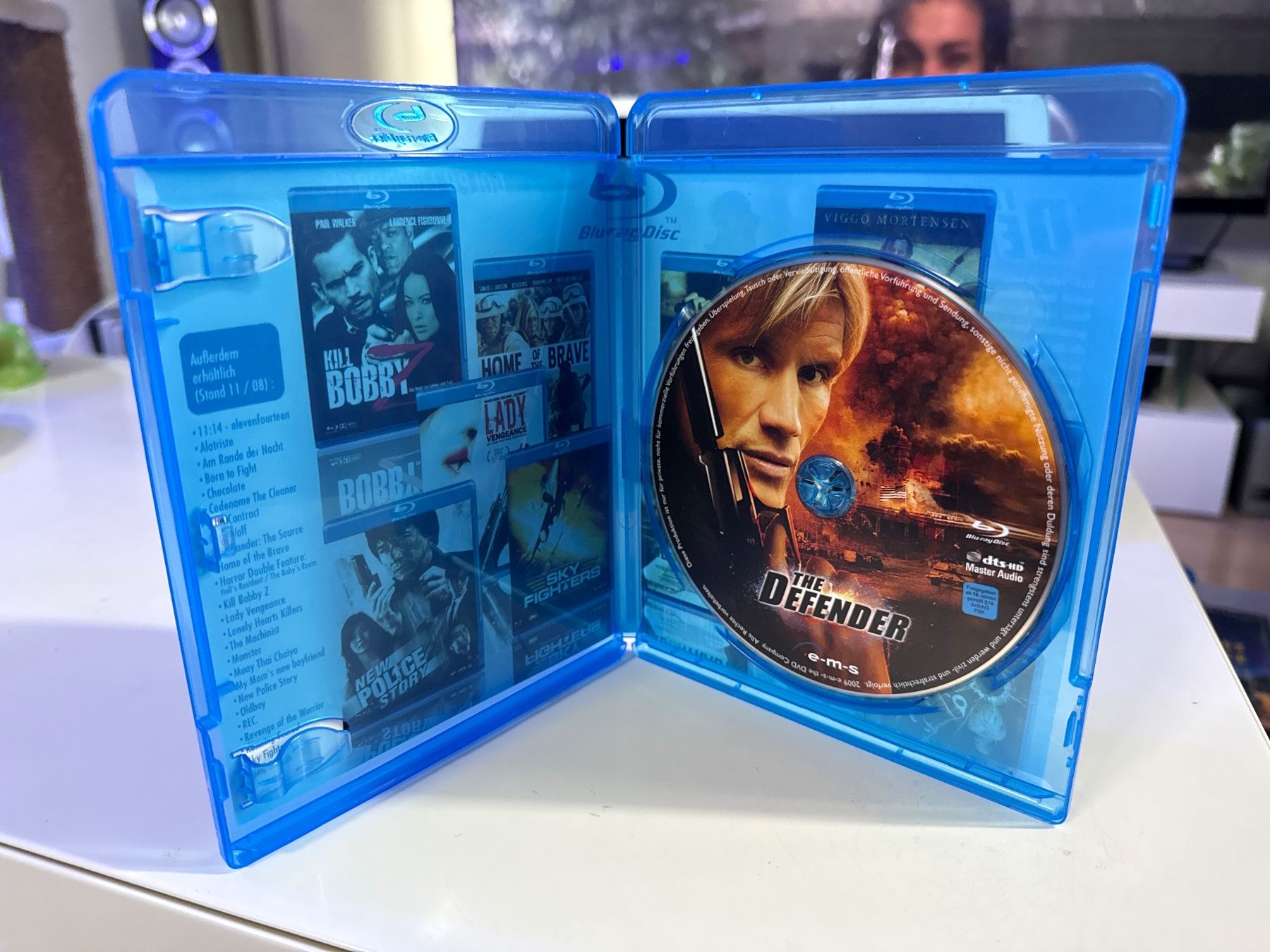 Tutti i DVDs: The Defender Vergriffen – Nuovo (secondo la descrizione) da Allschwil venduto da meeresperle 2