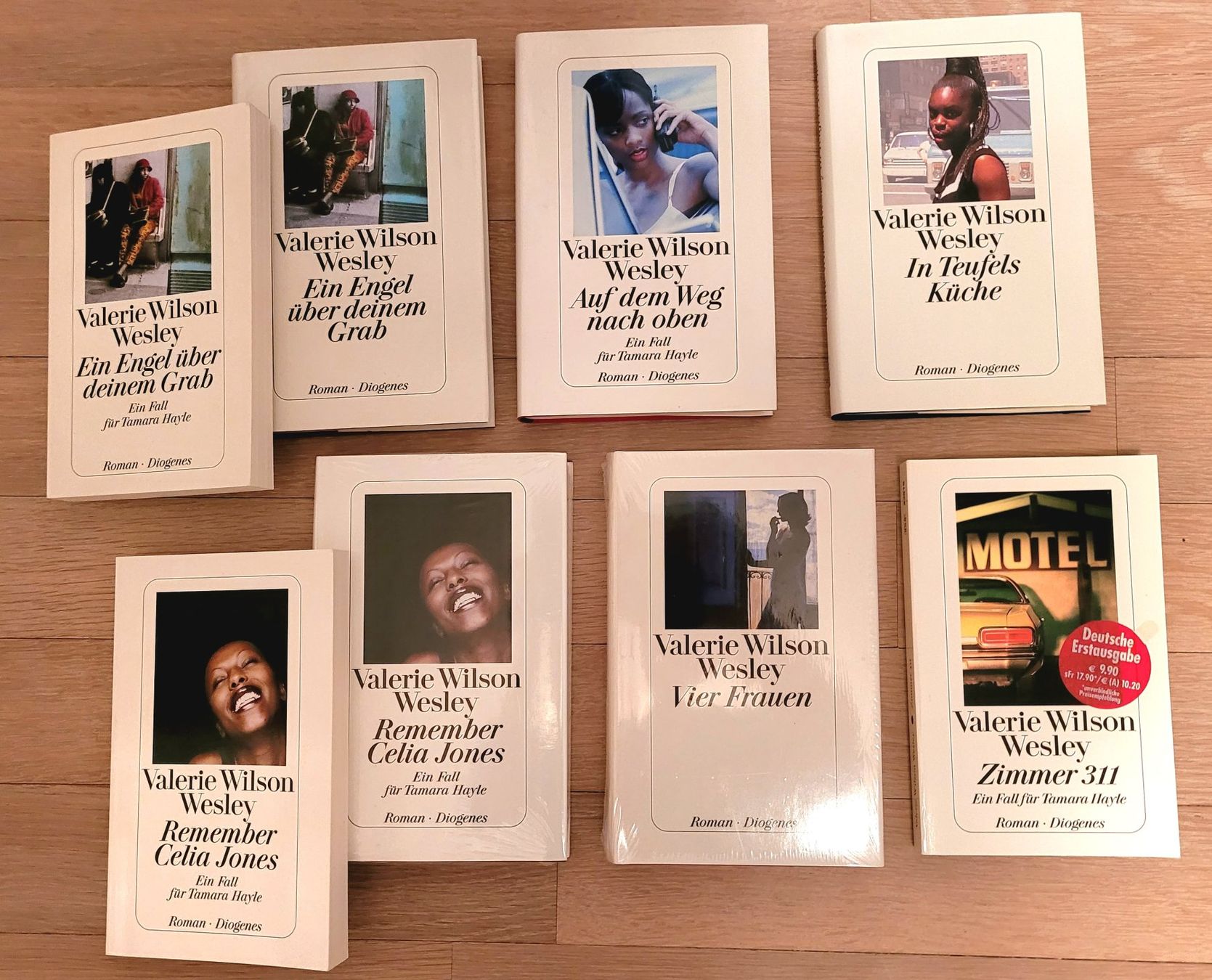 Libri: 8 Bände Valerie Wilson Wesley – Usato da Oberuzwil venduto da rtr_wp6m