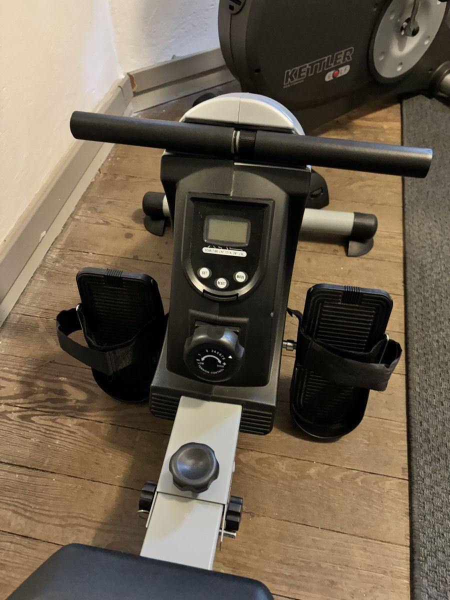 Hometrainer: Rowing machine  – Usato da Basel venduto da Pje_english 1