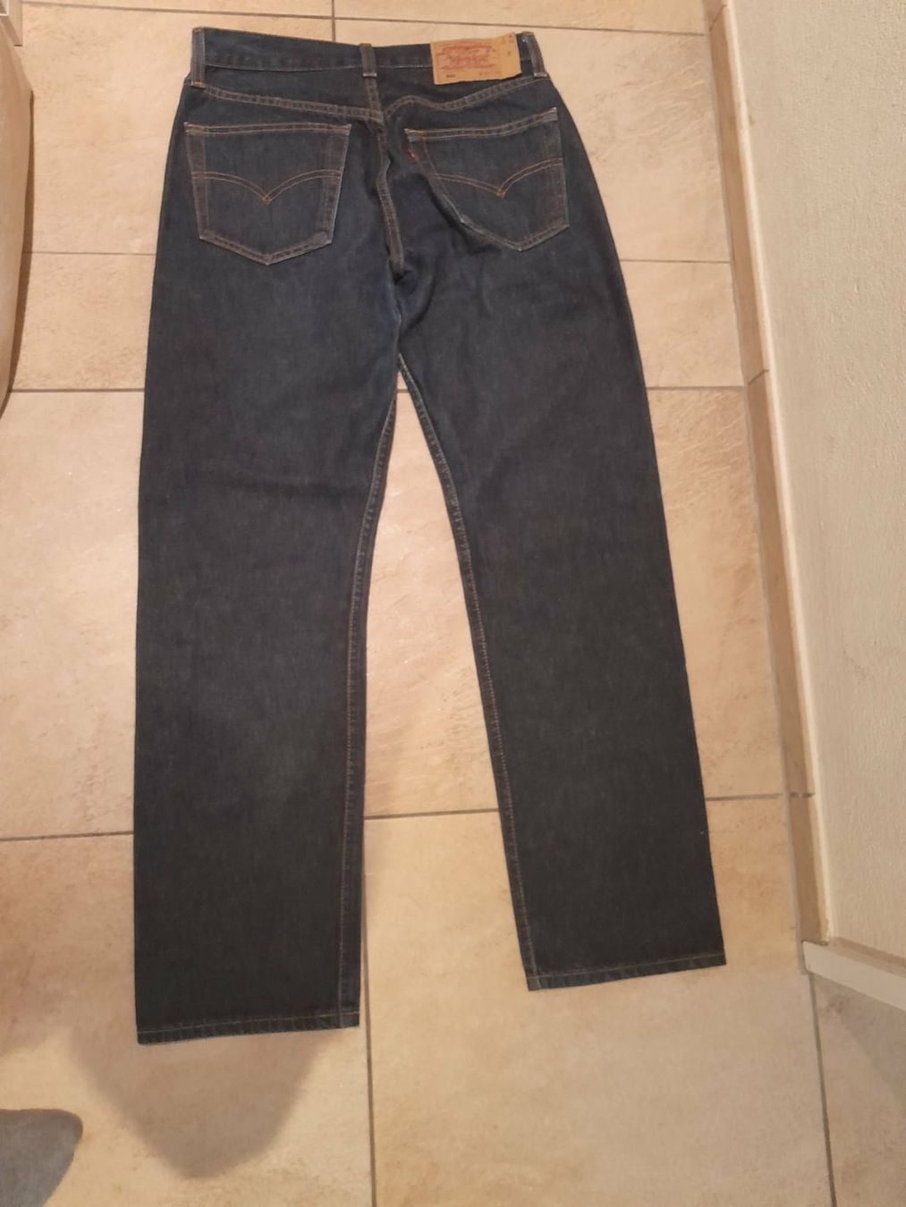 Jeans: Levi Strauss Jeans, Neu. – Nuovo (secondo la descrizione) da Triesen venduto da naomikindle13