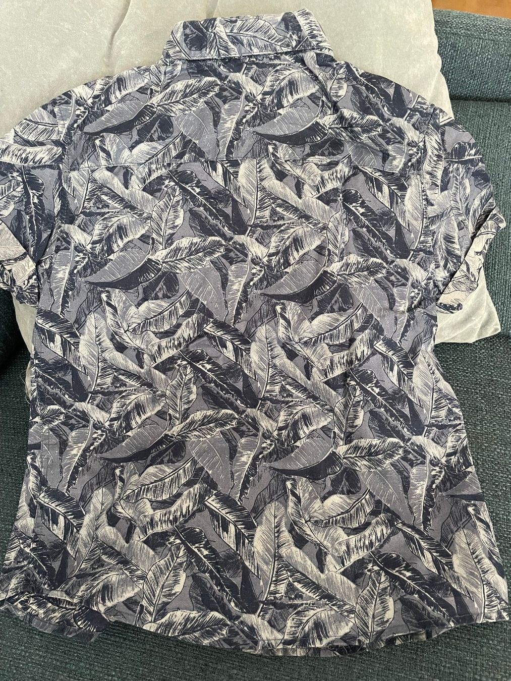 Camicie, T-shirt & Polo: 3 Hemden Gr. 122/128 – Usato da Uzwil venduto da justitia8 4