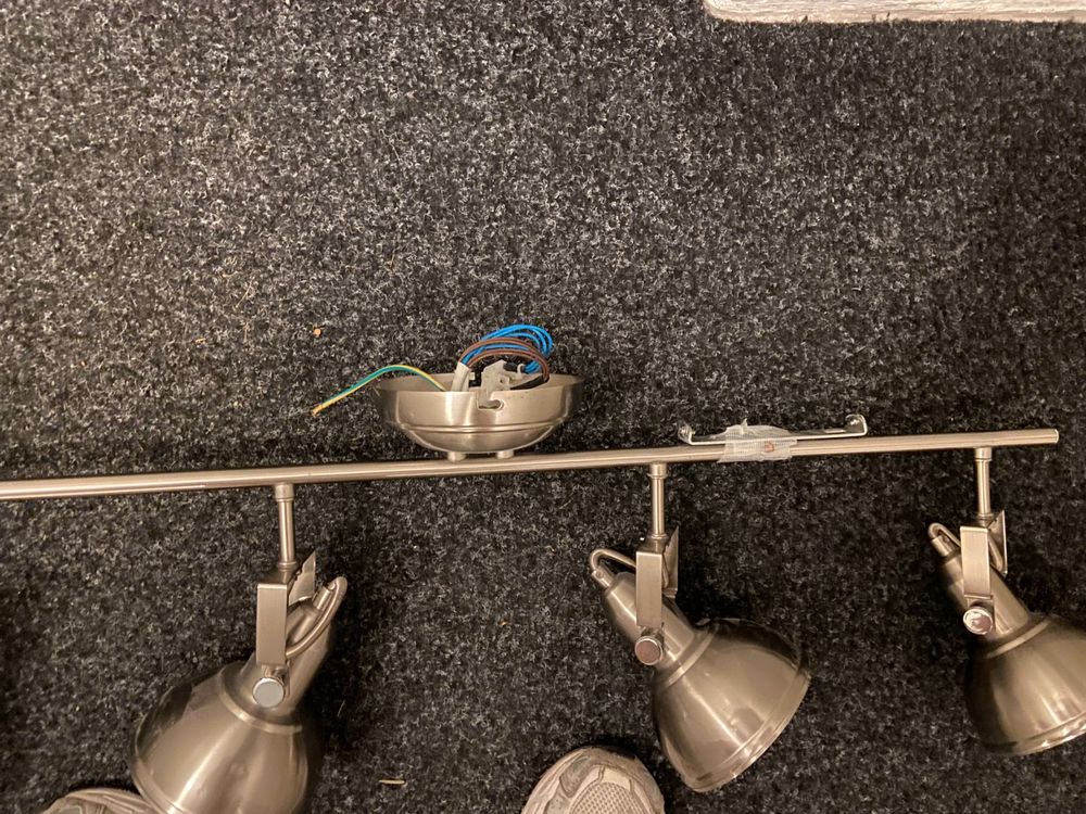 Lampadari & plafoniere: Spot-Lampe aus Metall mit vier Leuchten (ca. 80 cm breit) – Usato da Bern venduto da Gianni-P_77 2