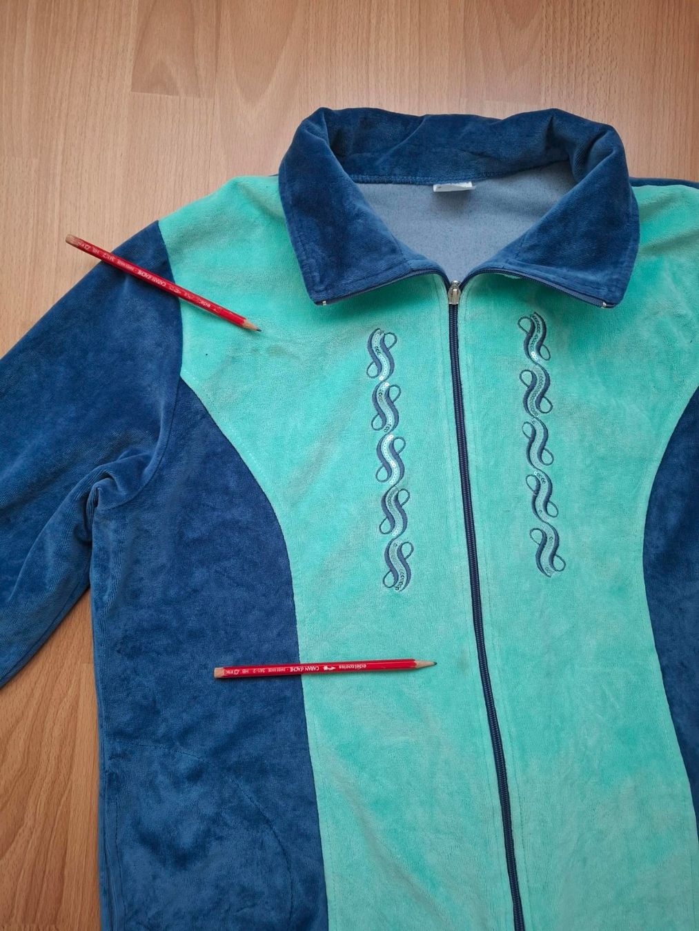 Pantaloni: jogging dame – Usato da Porrentruy venduto da Piquetix 1