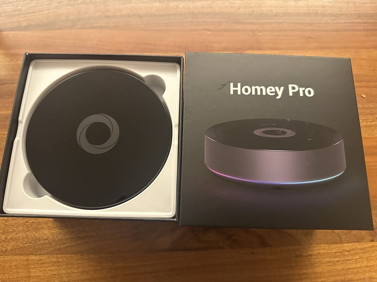 Steuerung: Homey Pro Smarthome Zentrale – Gebraucht aus Hausen am Albis von FamSpa