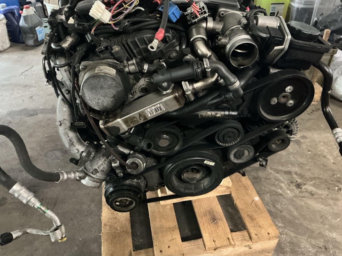 BMW Tutti pezzi di ricambio auto: BMW X3 3.0 sd 2006 Motor – Usato da Schlossrued venduto da Mtimbo7