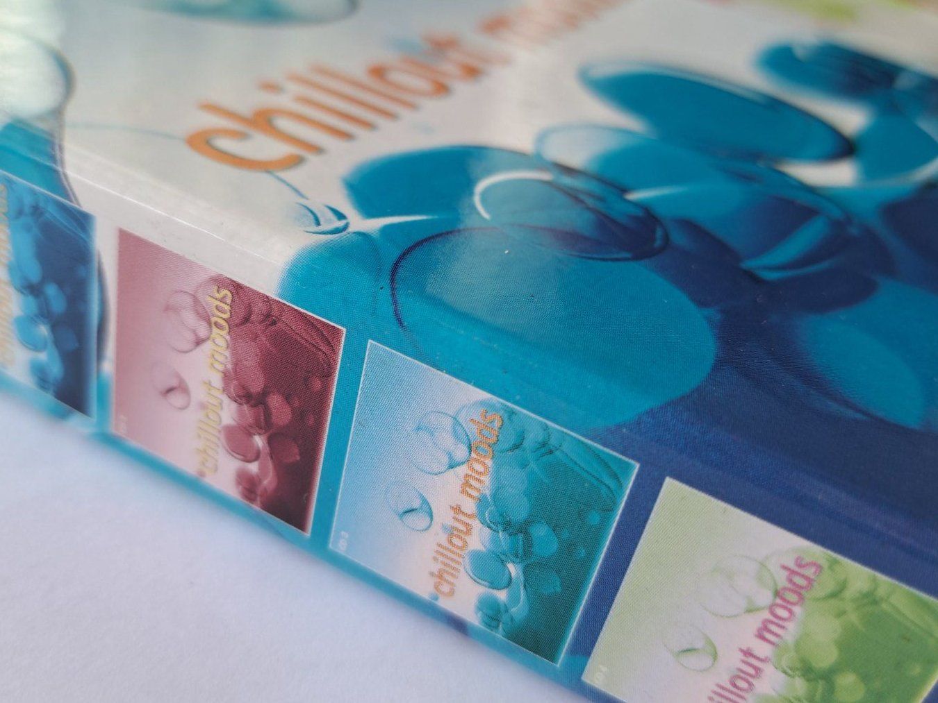 CDs: Coffret 8 Cds Chillout moods – Gebraucht aus Pully von bro_n52j 2