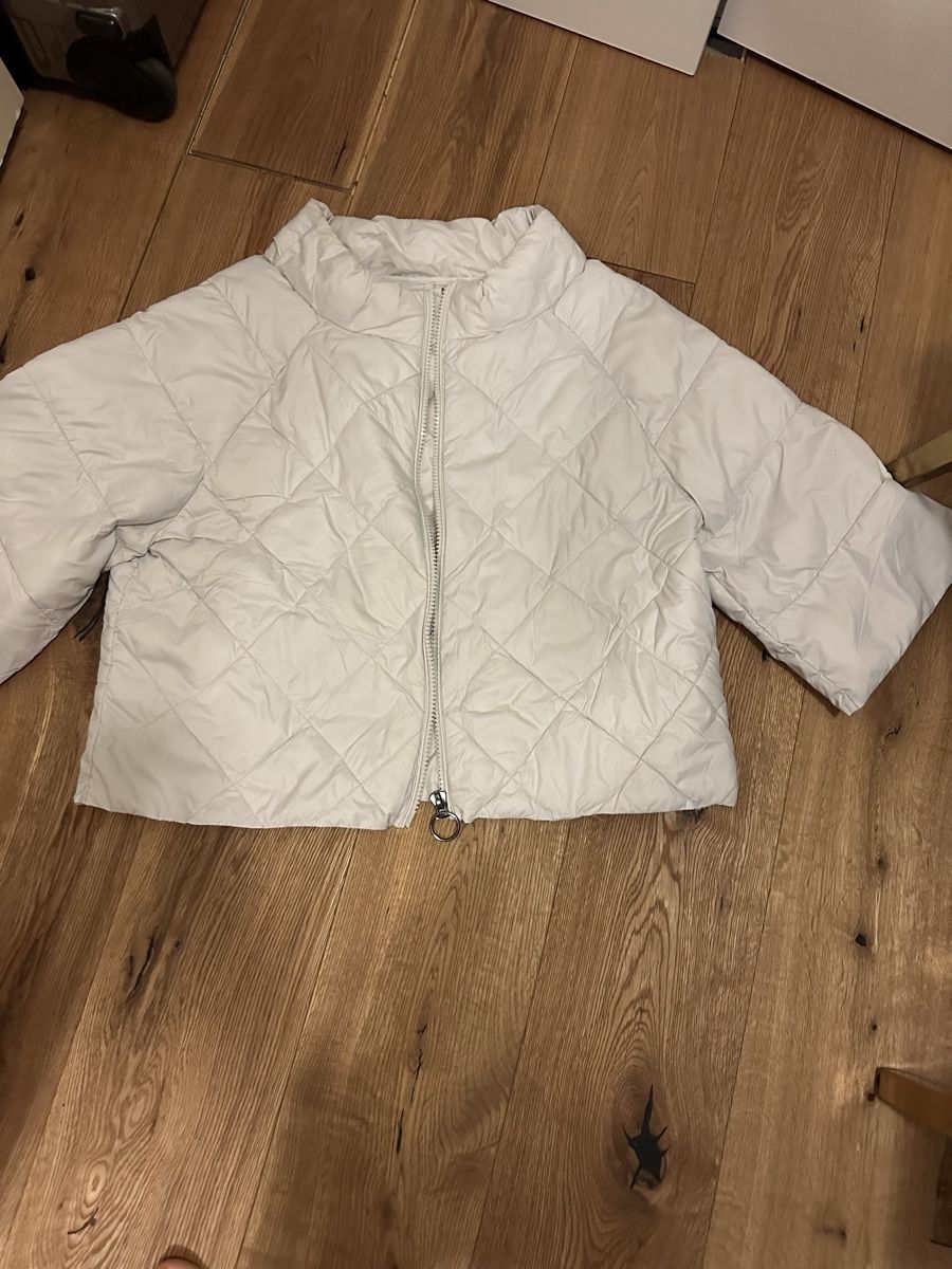 Vestes: Jacke  – D'occasion à Rudolfstetten par Laramalna