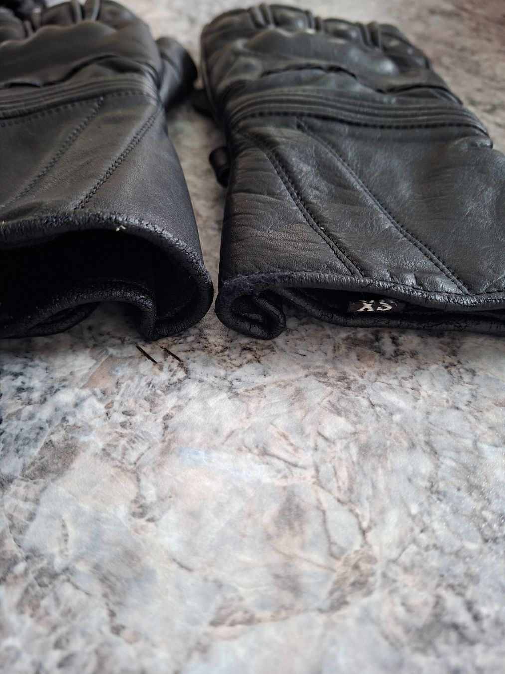 Guanti & manicotti: Motorradhandschuhe Grösse XS – Usato da Zürich venduto da Wydi6 2