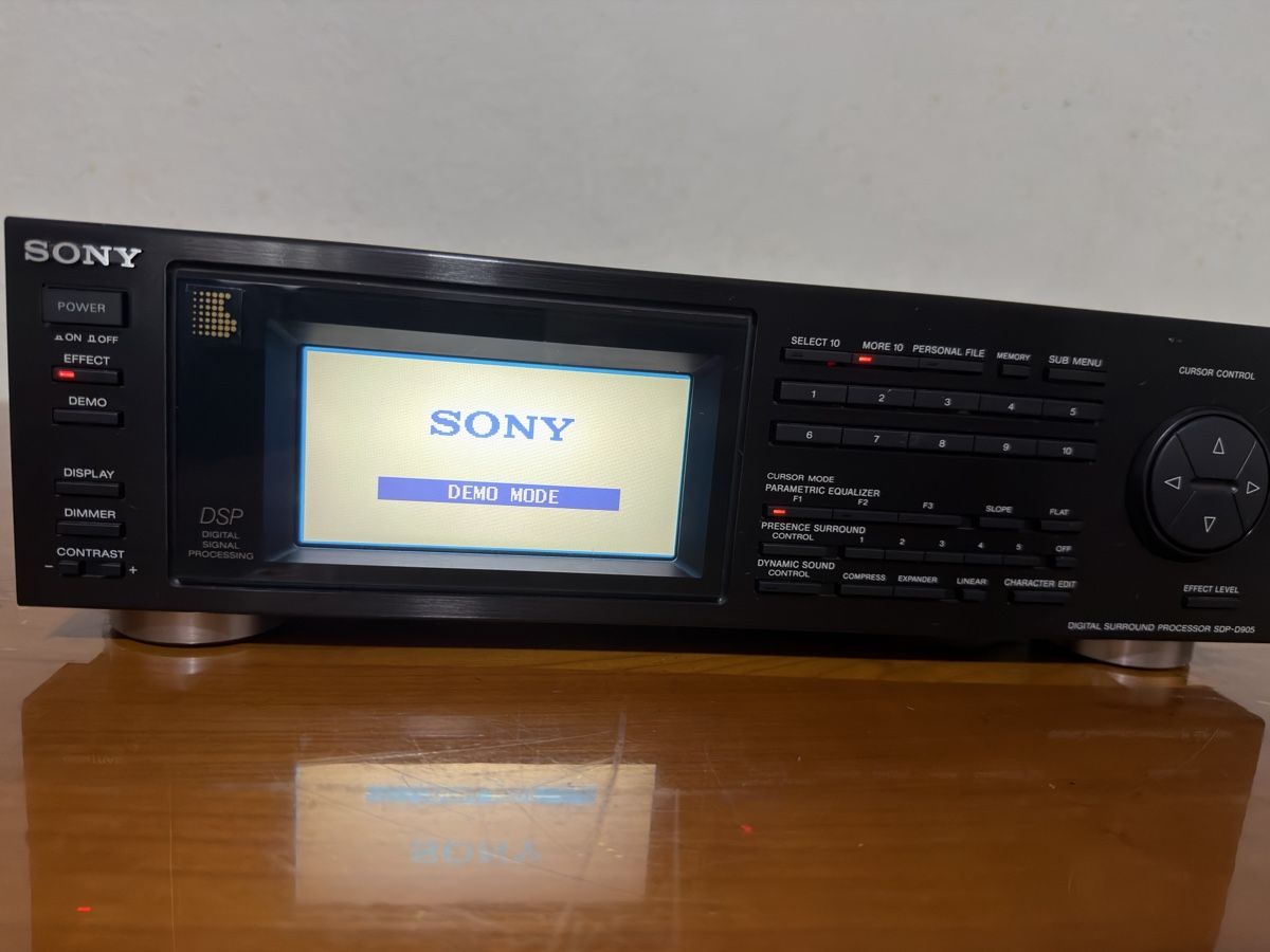 Sony Systèmes audio & multimédias: Sony Digital Surround Prozessor SDP-D905  – D'occasion à Zürich par semi16 2