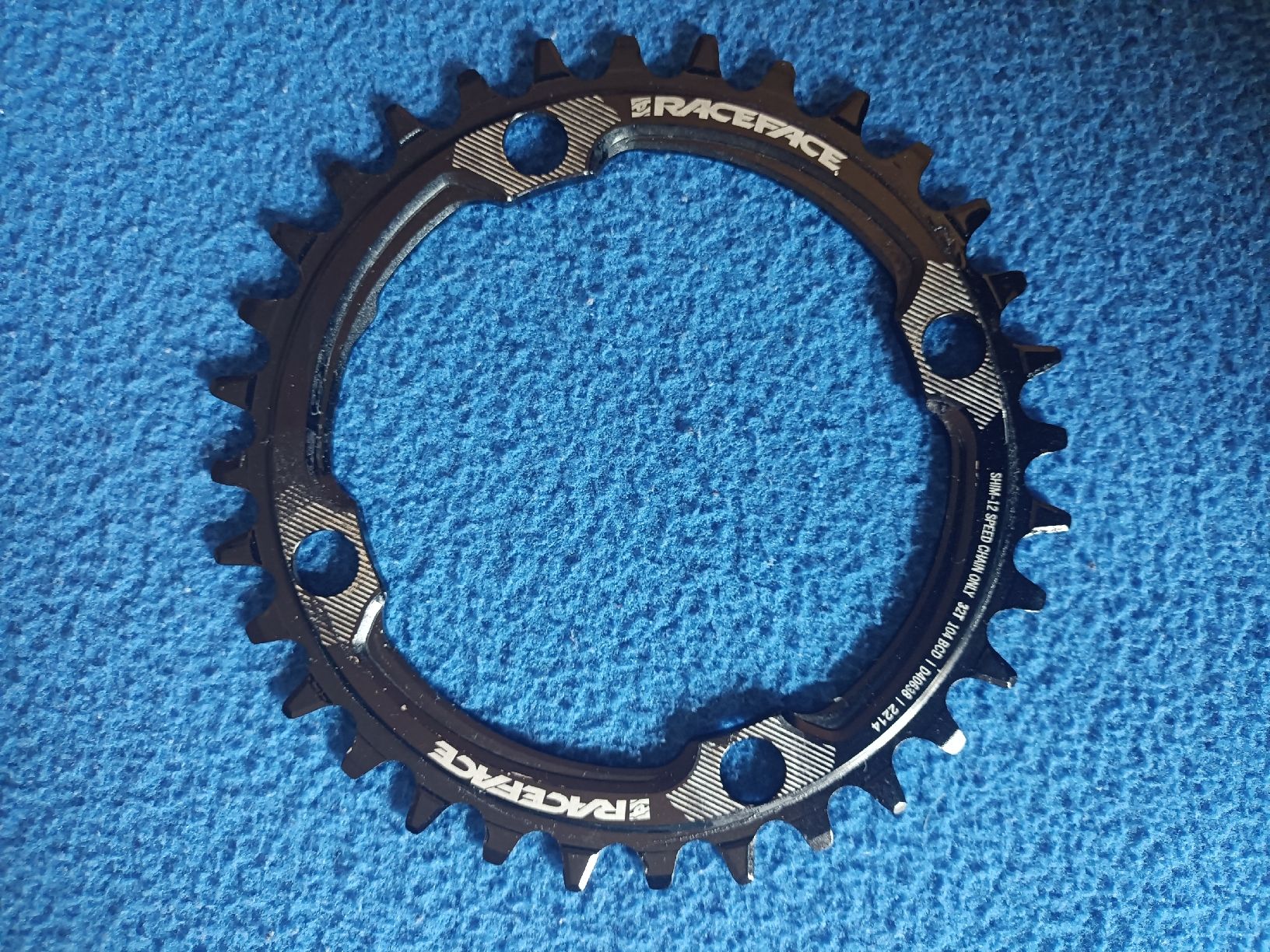 Race Face Pezzi di ricambio: Race Face Kettenblatt 32T + Spider Adapter 104BCD – Usato da Basel venduto da Mippo131 1