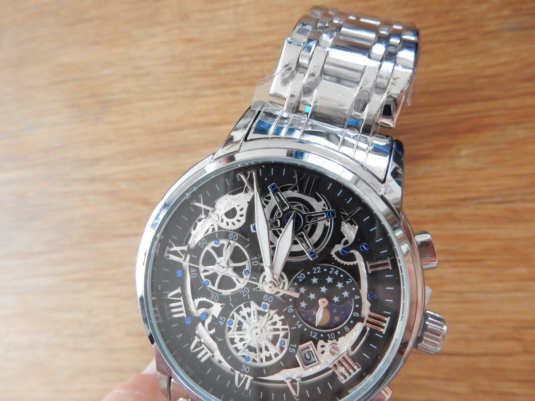 Montres: Lige Designe Herren Uhr – Neuf (Voir description) à Balsthal par jacky63 1