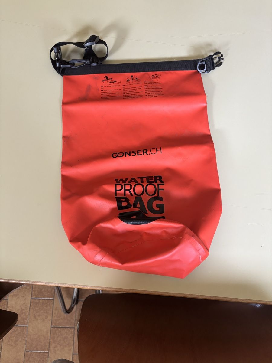 Gonser Rucksäcke: Waterproof Bag Gonser 20L – Neu (gemäss Beschreibung) aus Morges von Brunocunha05