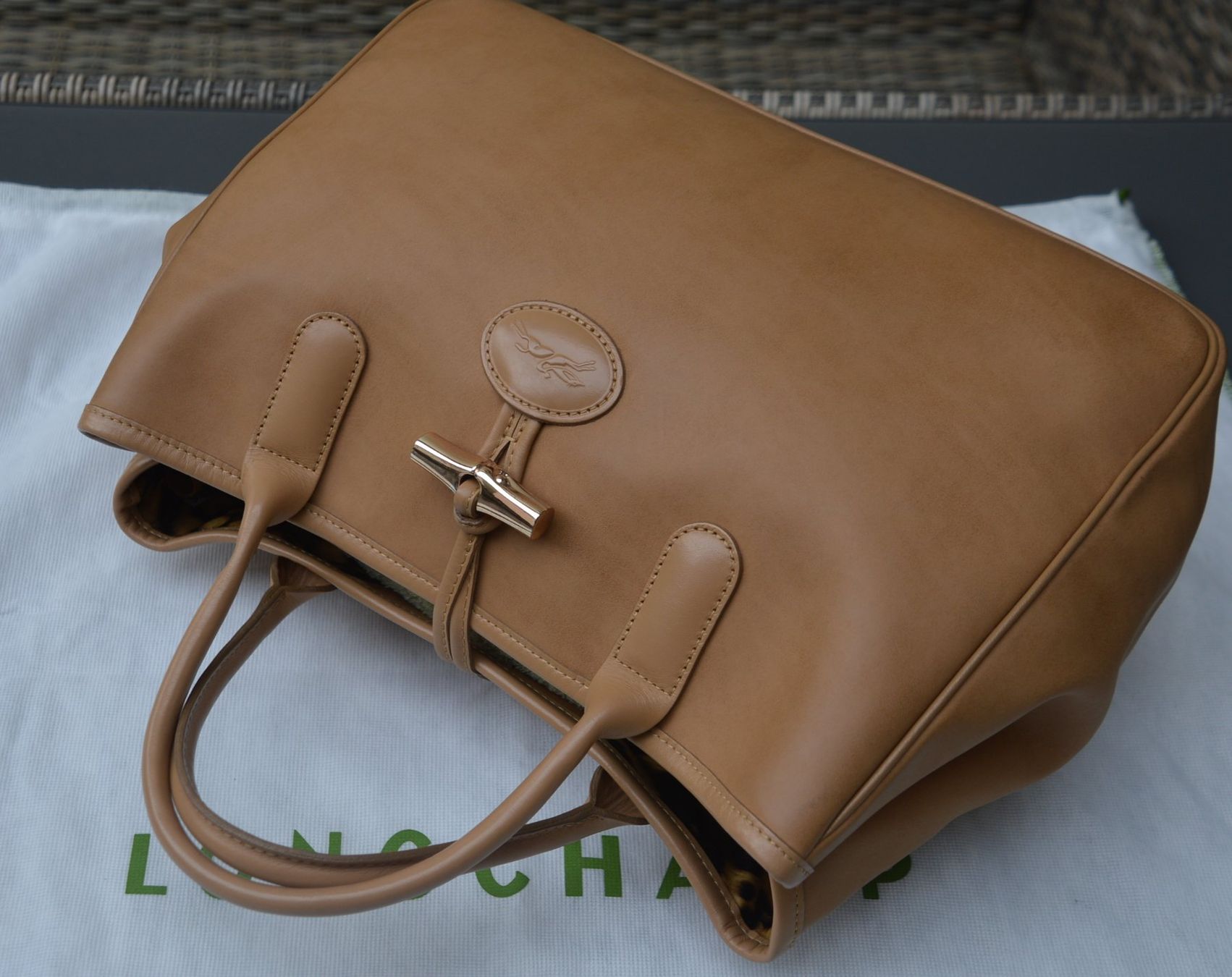 Longchamp Borse da donna: Tasche / Sac Longchamp Roseau – Difettoso da Collonges venduto da Auganien 2