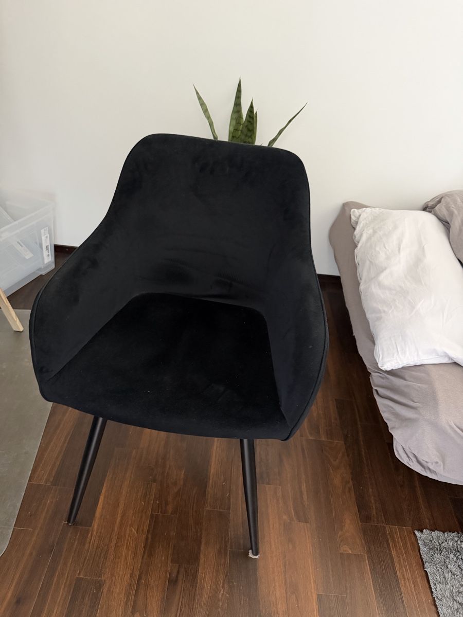 Poltrone: Sessel Samt schwarz mit Metallbeinen – Nuovo (secondo la descrizione) da Frauenfeld venduto da cec_s952