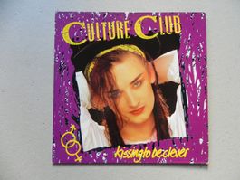 LP brit. Pop Band Culture Club 1982 Kissing to be Clever