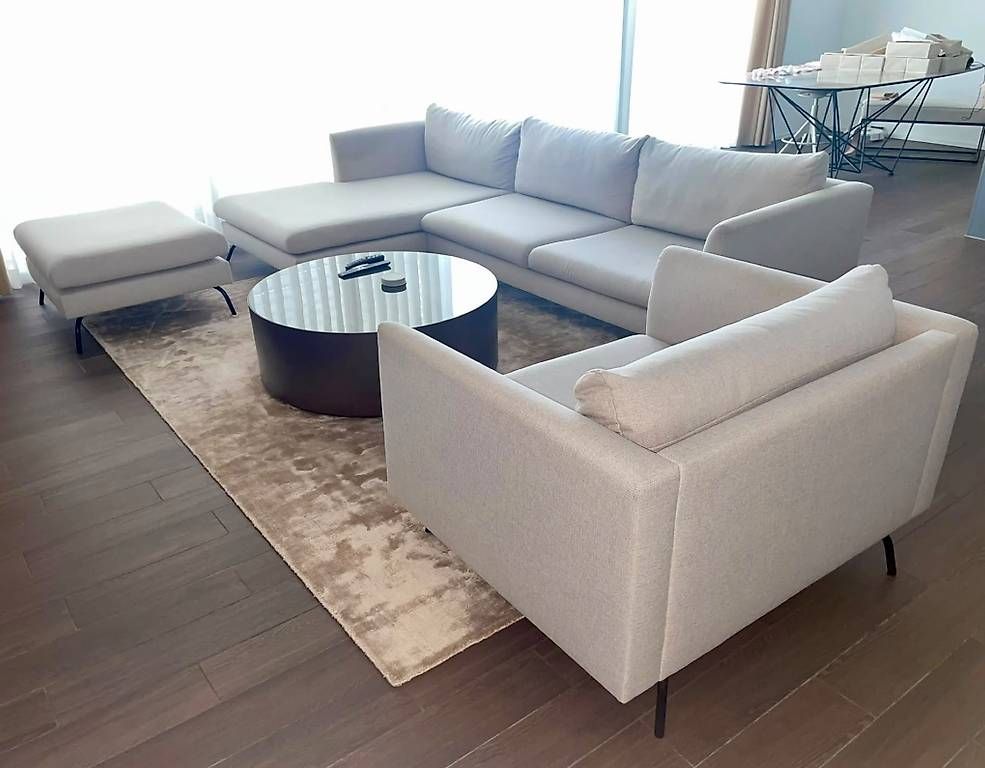 Divani: Ecksofa mit Sessel und Hocker, beige – Usato da Rupperswil venduto da mku92