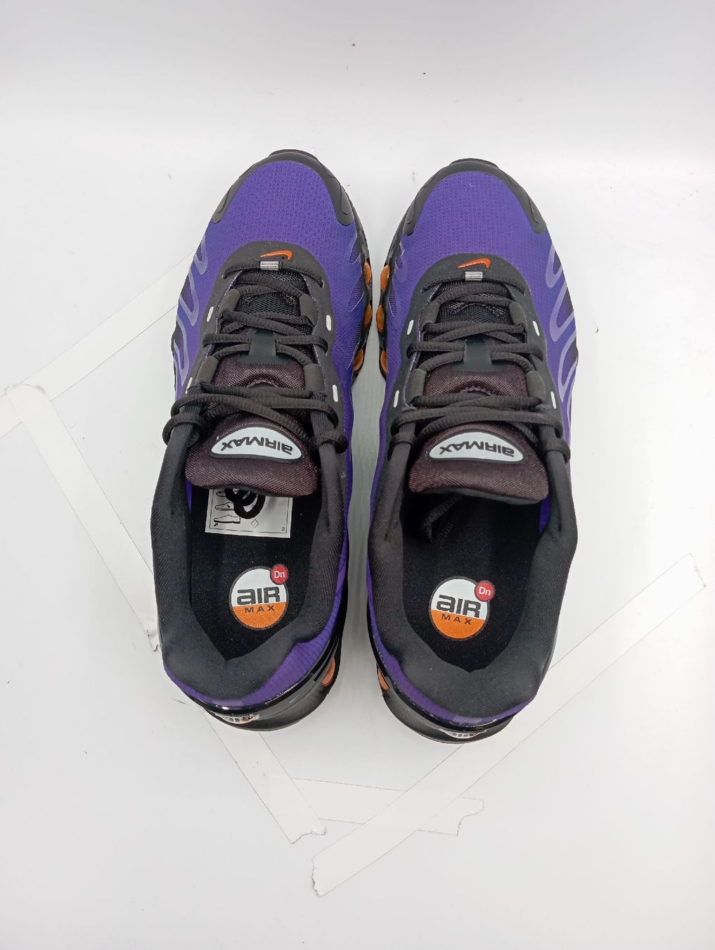 Nike Scarpe da uomo: Nike Air Max DN8 (EU44) – Nuovo e nell'imballaggio originale da Schaffhausen venduto da outlez 4
