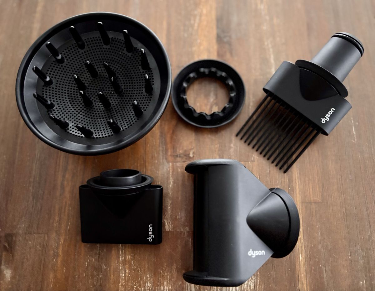 Dyson Asciugacapelli: Dyson Supersonic Original Zubehör – Nuovo (secondo la descrizione) da Eschenbach SG venduto da Missmira 1