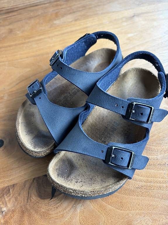 Birkenstock Scarpe per ragazzi: Birkenstock Sandale 27 – Usato da Biberen venduto da Flocke83