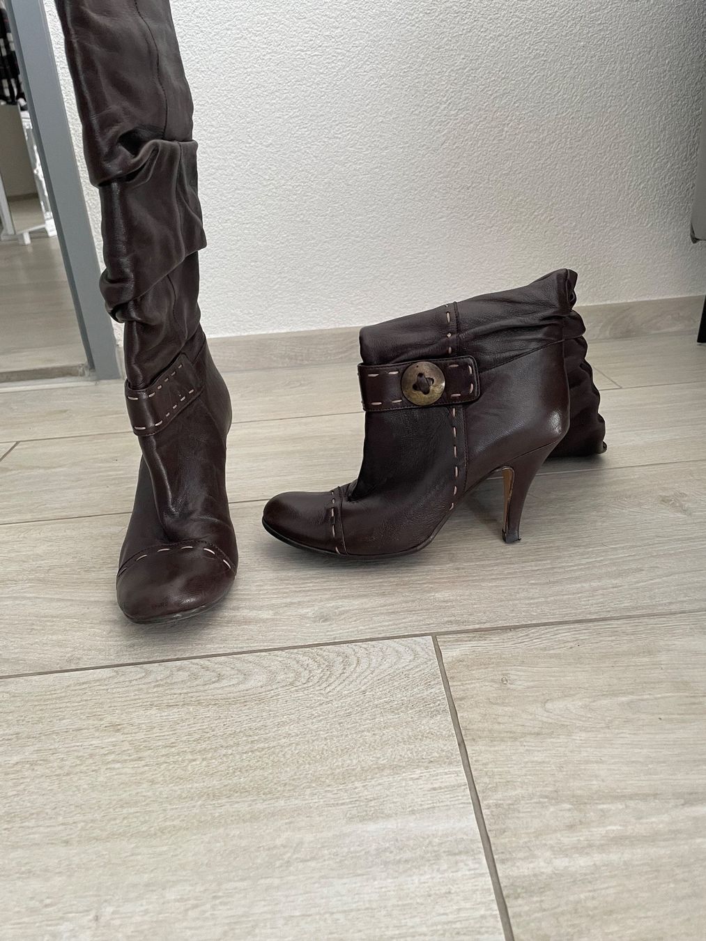 Damenschuhe: brauner Damenstiefel in Grösse 35, Echtleder – Gebraucht aus Thundorf von paglialongamaria