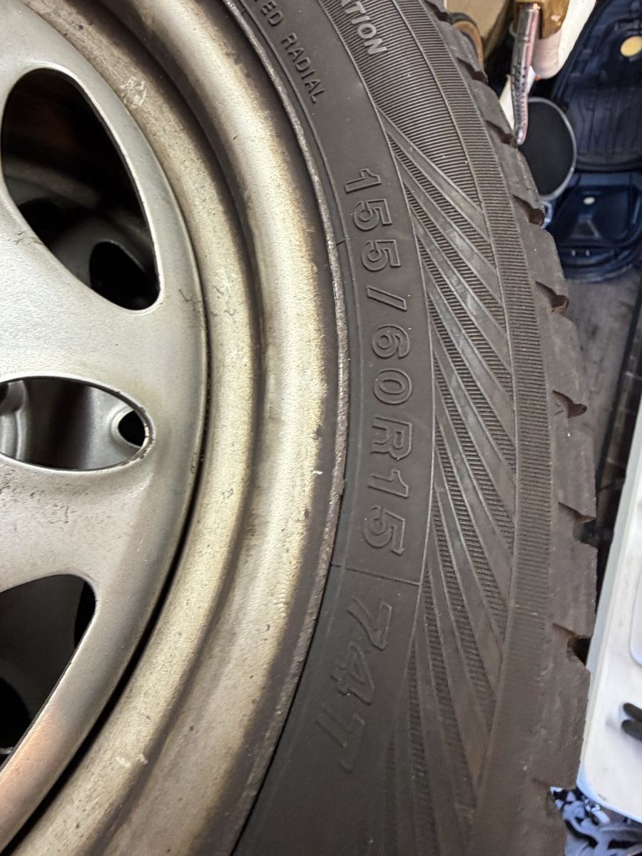 Pneumatici & Ruote complete: Winterreifen 155/60R15  – Usato da Oberwil BL venduto da blo_h976 2