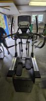 TRUE Fitness Profi Crosstrainer – Studio Ellipsentrainer