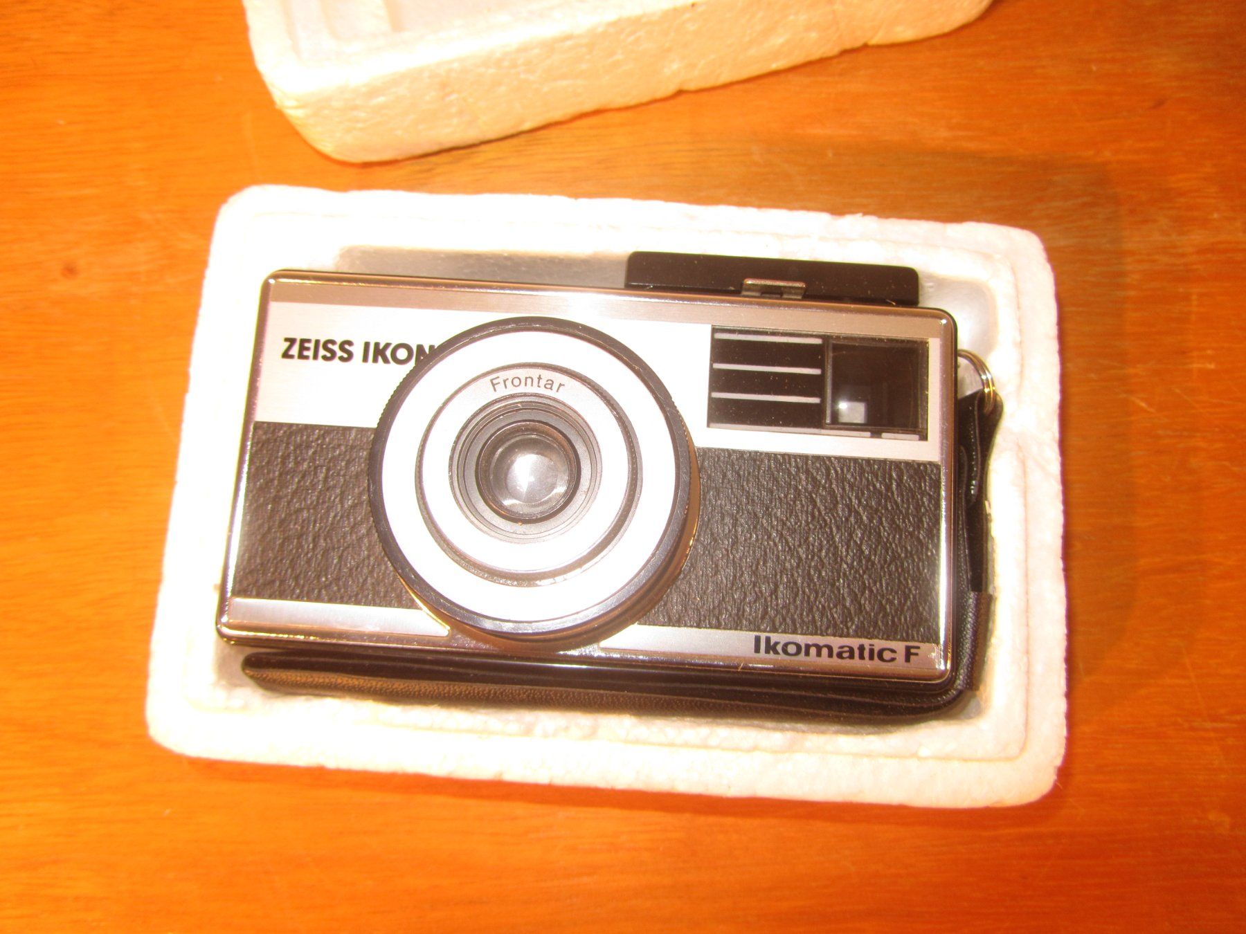 Zeiss Fotocamera: ZEISS IKON     Ikomatic F – Usato da Seengen venduto da mikelele 4