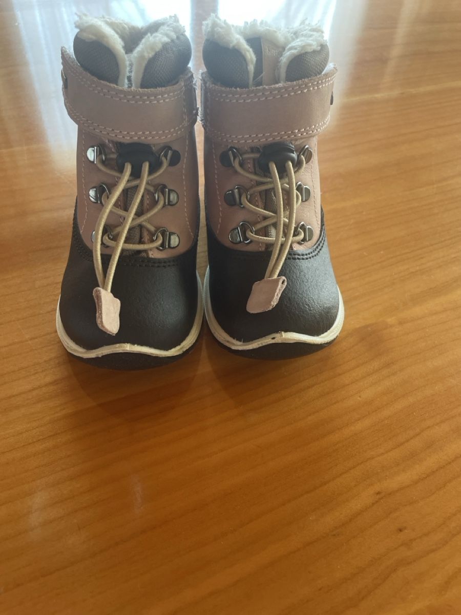 Primigi Scarpe per ragazze: Primgi Winterschuhe, Gr. 23 – Usato da Rorschacherberg venduto da kat_7lhp 3