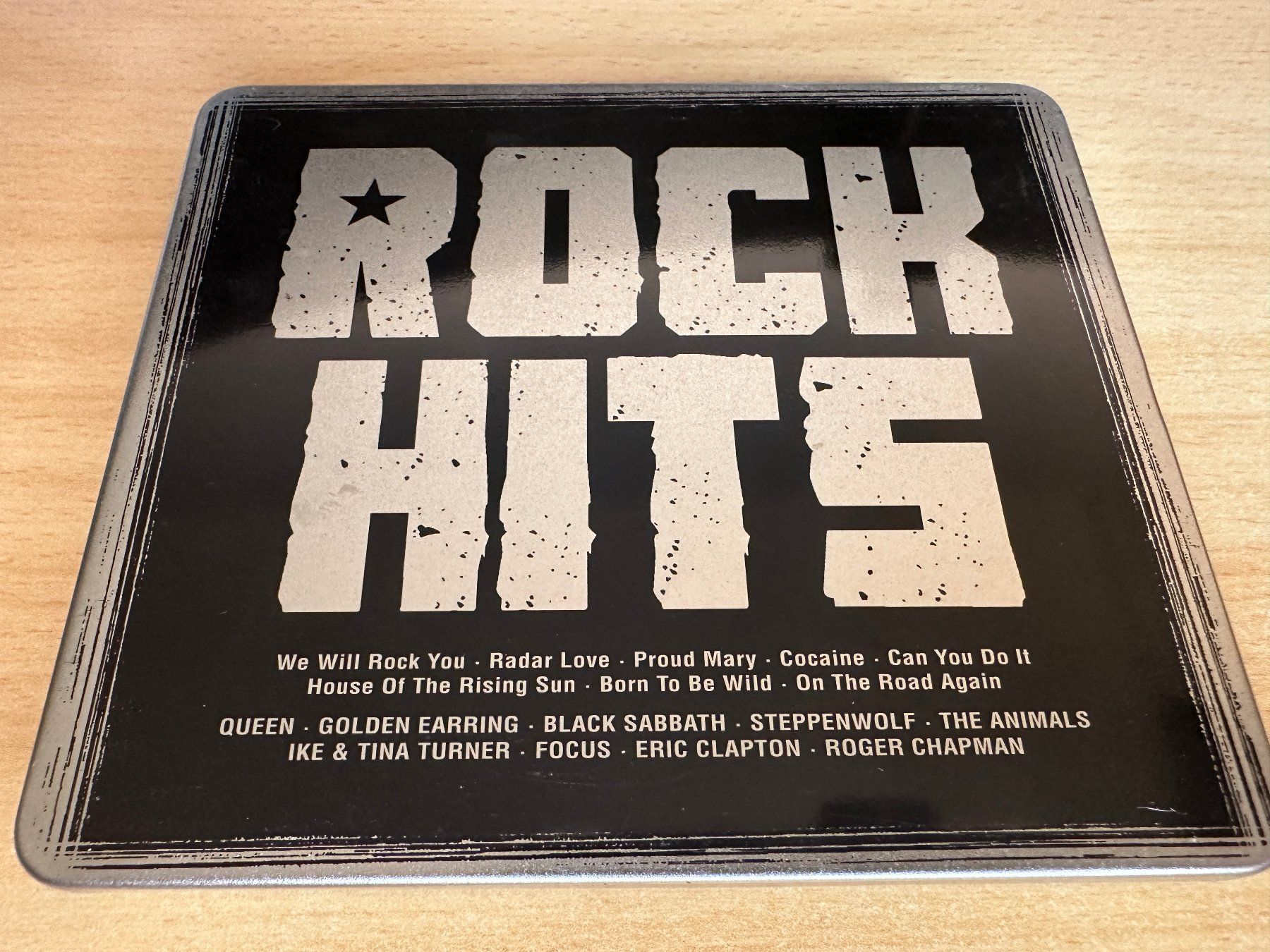 CD: Rock Hits - Metal  Box – Usato da Rikon im Tösstal venduto da Alpenmutz