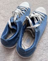 Baskets " UGG " Tissu daim mouton 37