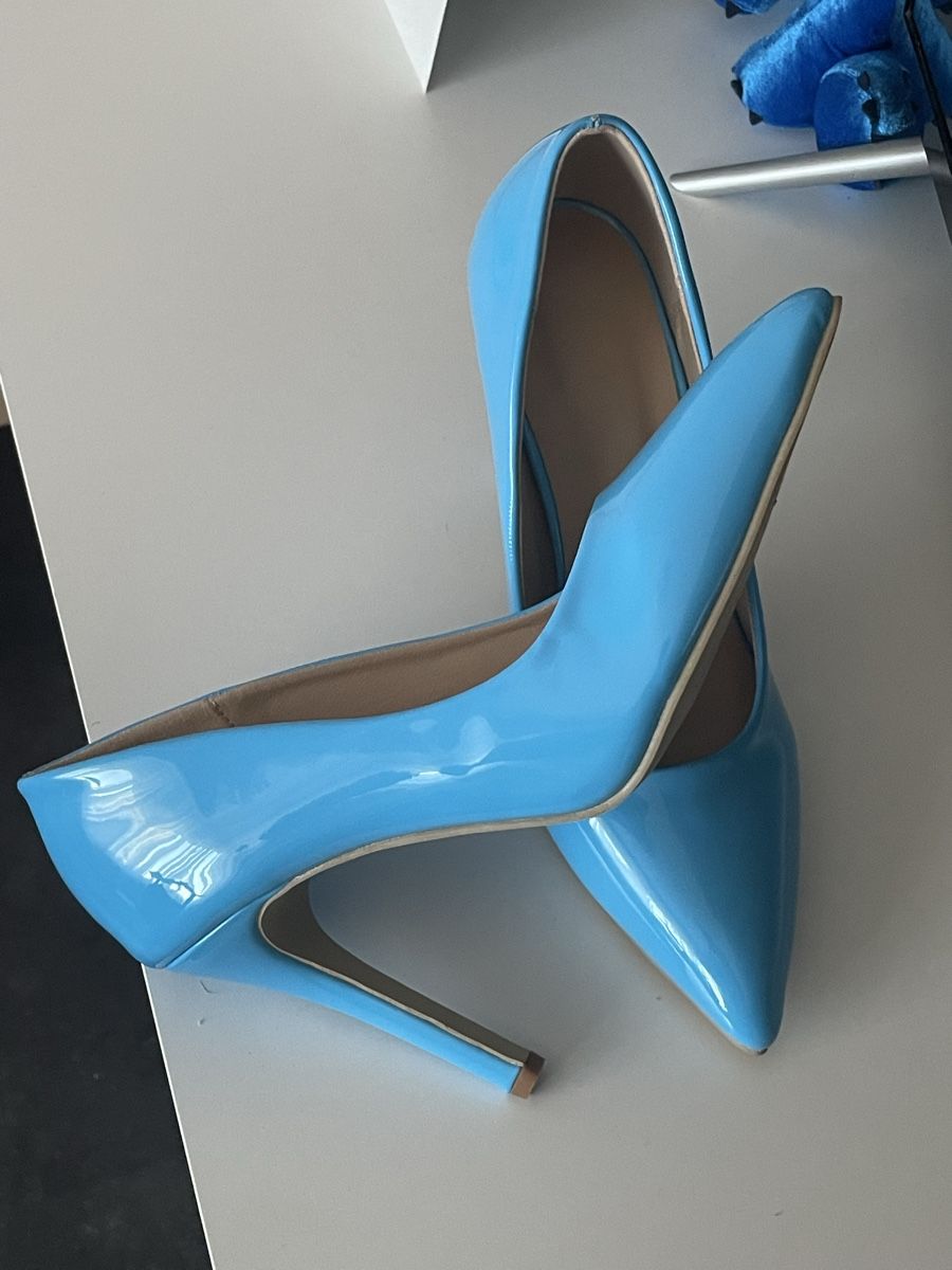 Damenschuhe: Schuhe – Neu (gemäss Beschreibung) aus Gossau ZH von Lavinia07 1