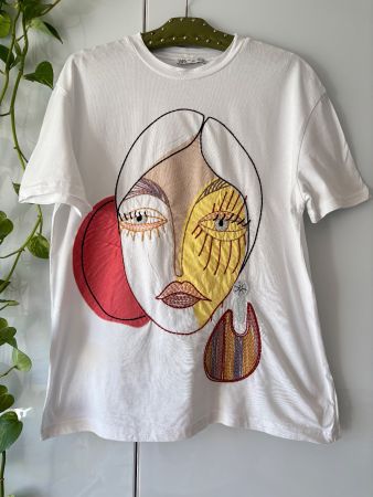 ZARA weisses Shirt mit Applikation/Print Gr. S